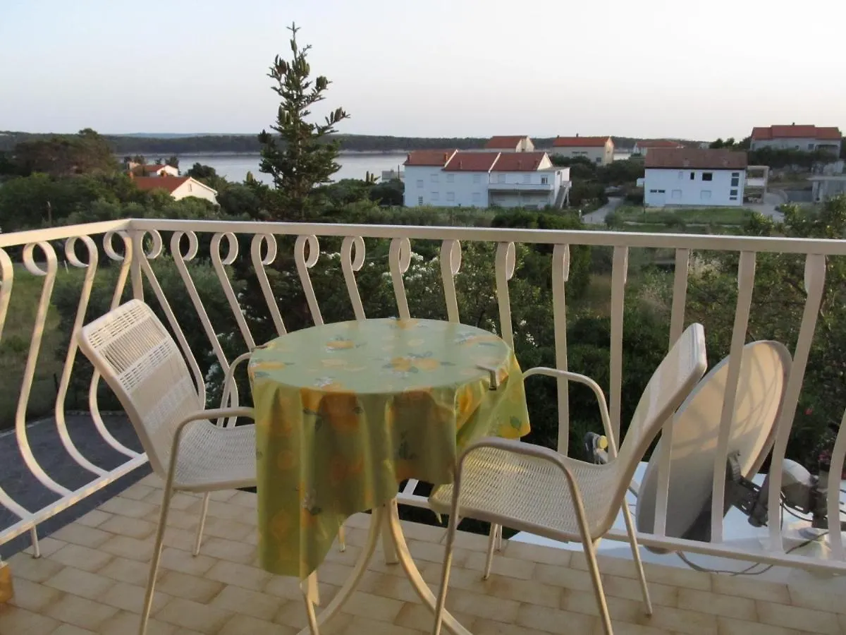 Apartments With A Parking Space Banjol, Rab - 16334